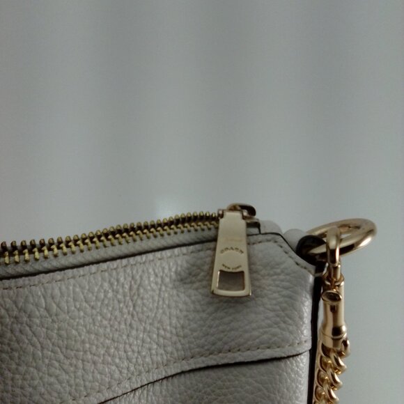 Coach Paxton Duffle In Chalk White Pebble Leather Shoulder Bag 
